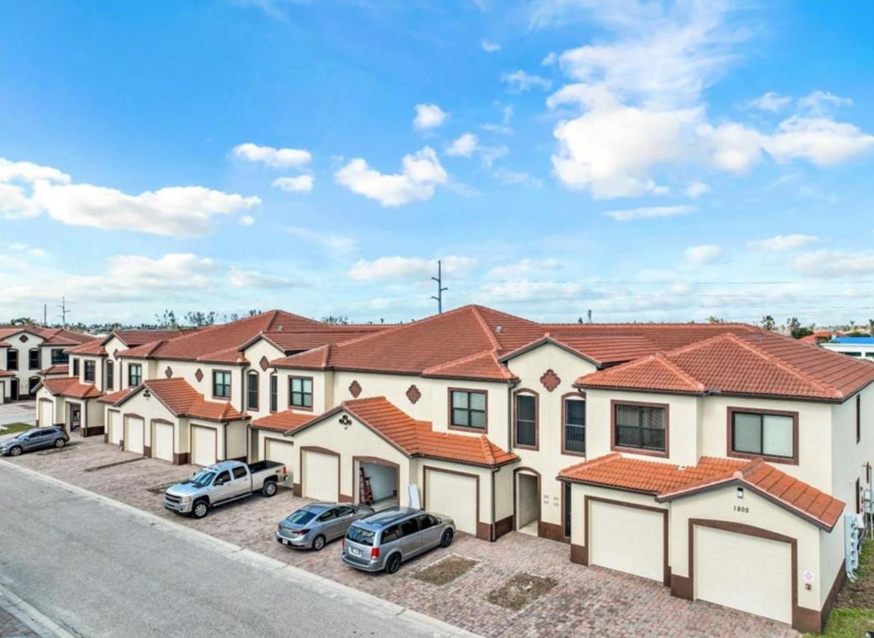 Luxury Oasis - Pool, Bbq, Patio - Cape Coral, Floridaアパートメント エクステリア 写真